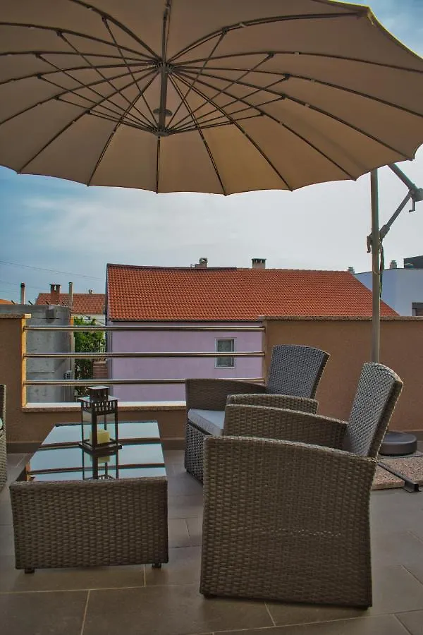 Apartments And Rooms B&B Zadar 0*,  Kroatien